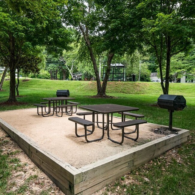 Arbor Creek Apartments Raleigh, NC