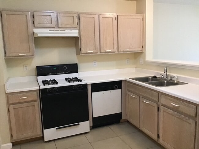 Photo - 11802 Sunny Stream Dr
