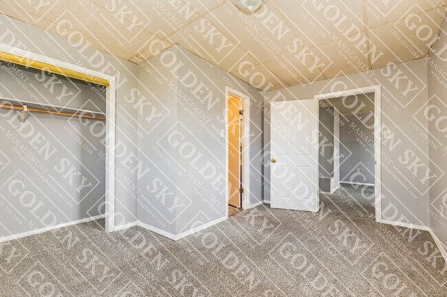 Photo - 115 E Willard St Unidad 1