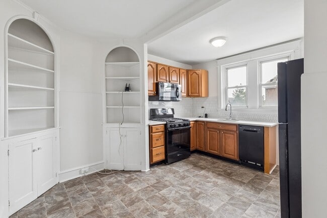 Photo - 5651 N 20th St