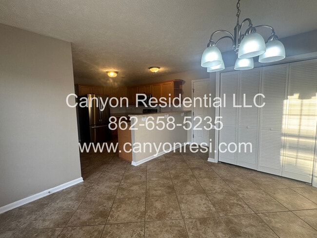 Photo - 2220 Chasewater Rd