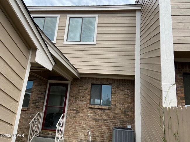 Photo - 113 Marin Dr