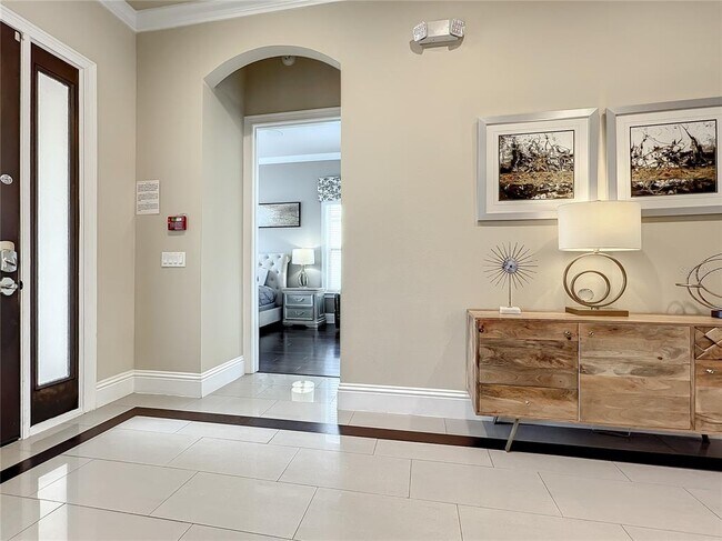 Photo - 760 Golden Bear Dr