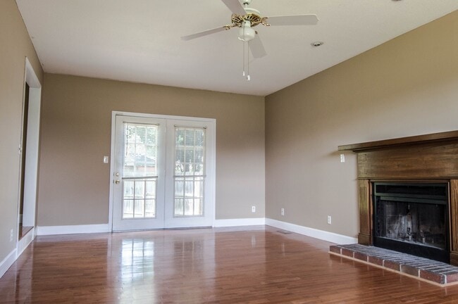 Photo - Dog Friendly Two Story with Fenced Yard!