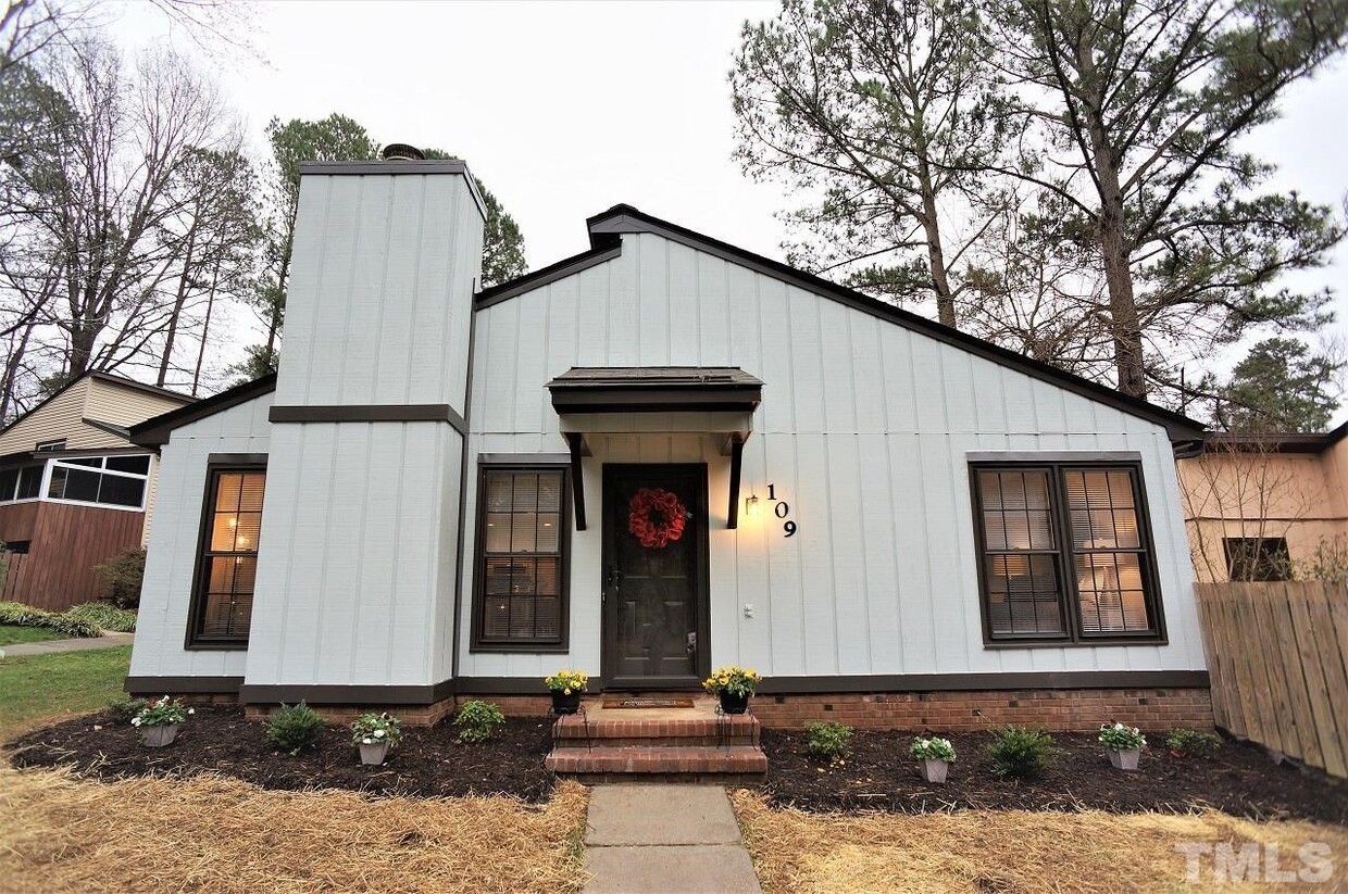 Photo - 109 Bonnell Ct (Cary, NC)