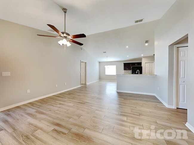 Photo - 1920 Bretton Ridge Dr