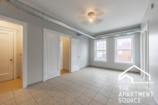 Photo - 2712 N Milwaukee Ave Unit 217