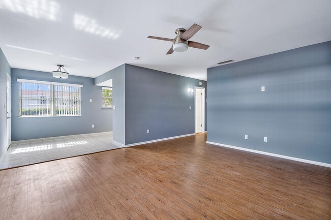 Photo - 2929 SE Ocean Blvd Unit M10