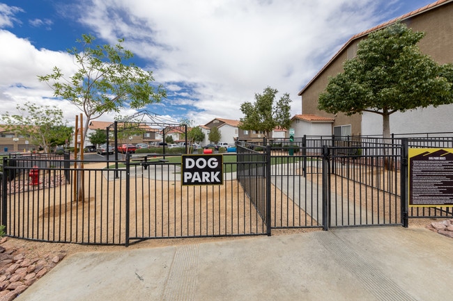 The Townhomes at Horizon Ridge
