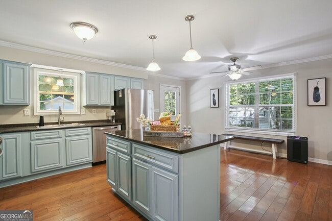 Photo - 102 Hickory Dr