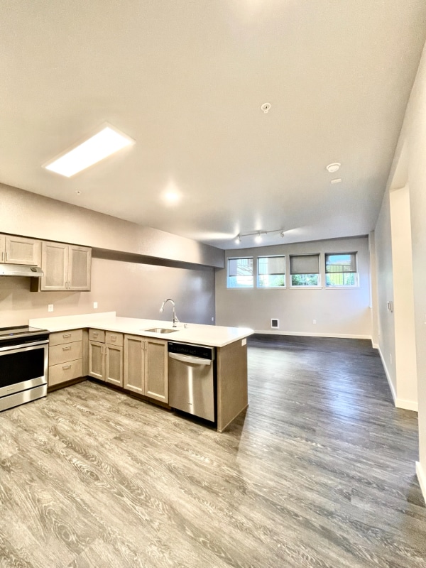 Photo - 1925 S I St Unidad B103