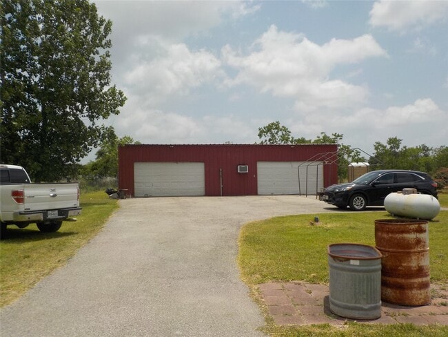 Photo - 1927 Co Rd 486
