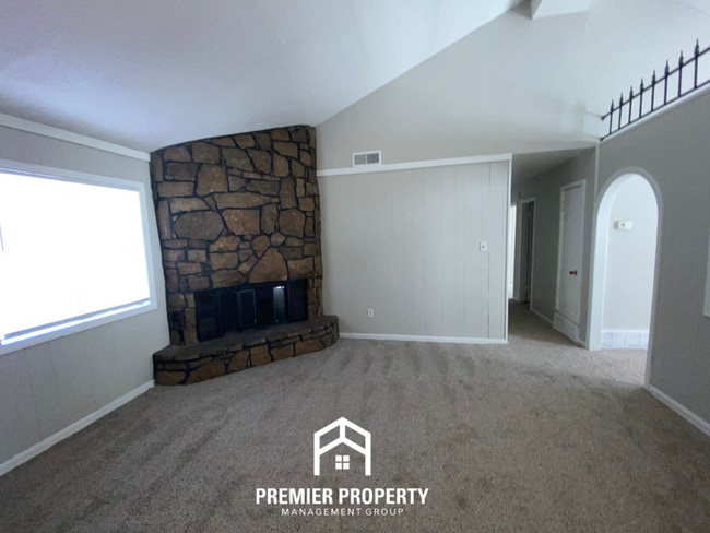 Photo - 3796 St Elmo Ave