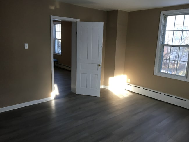 Photo - 607 Poquessing Ave