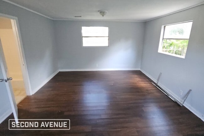 Photo - 1730 W 19th St