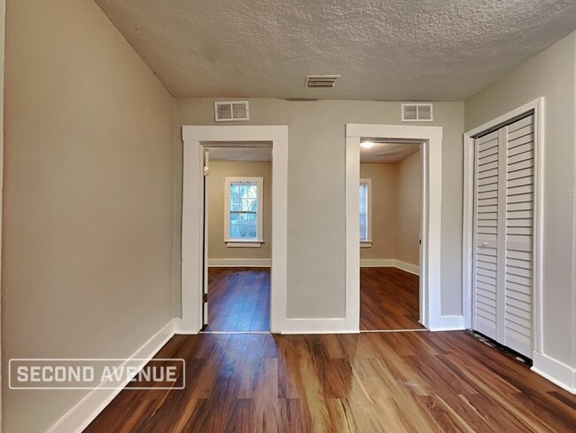 Photo - 1548 W 23rd St