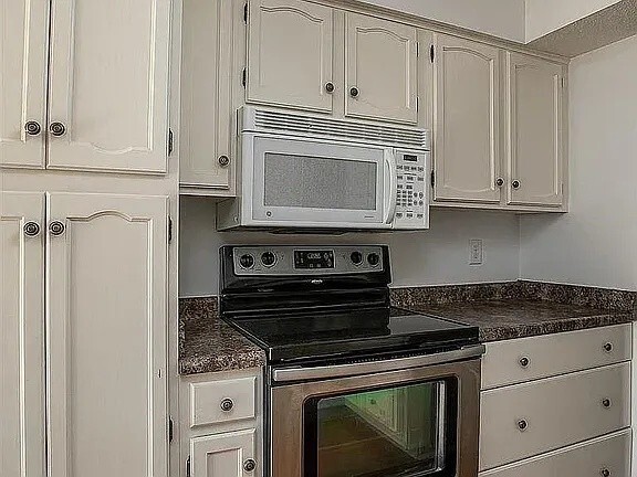 Photo - 3060 Parkwild Dr