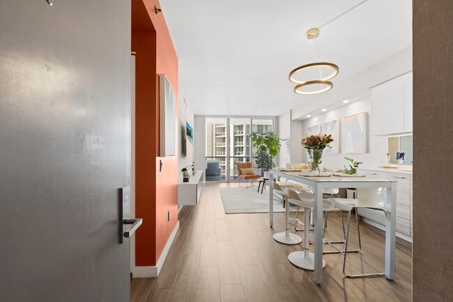 Photo - 1300 Brickell Bay Dr Unit 2105