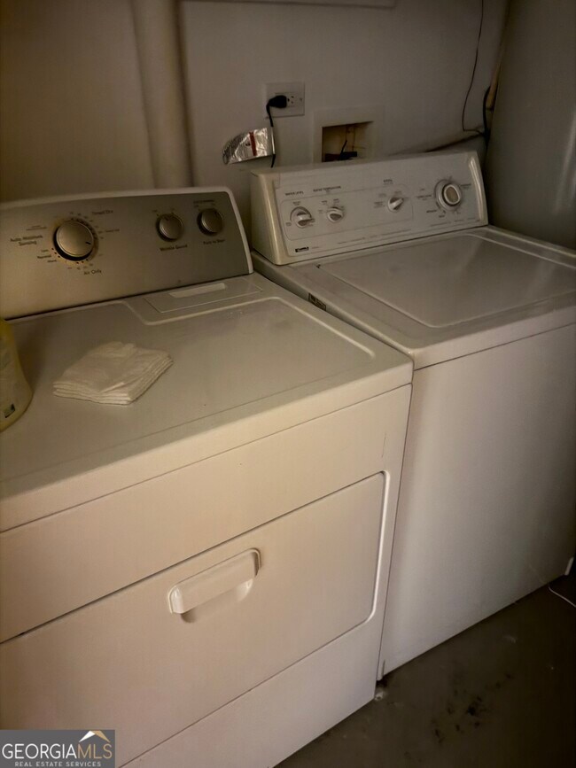 Photo - 2 Peachtree St NW Unit APT 1207