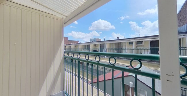 Photo - 67 Symphony Rd