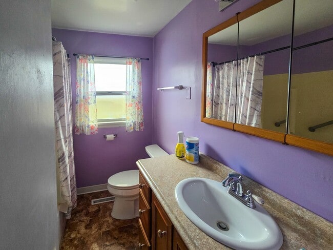 Photo - 635 S Cedar St