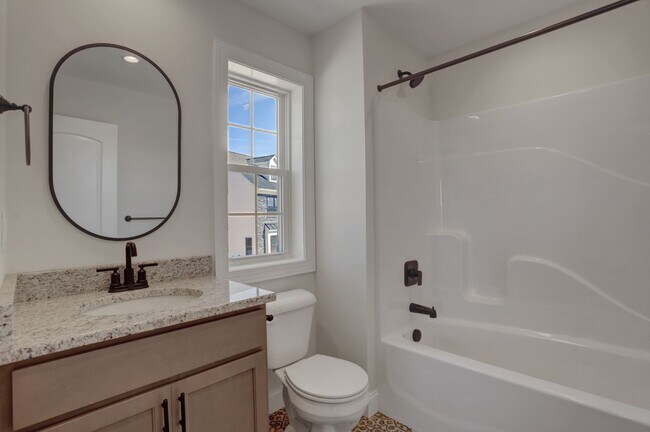 Photo - 973 Old Elizabethtown Rd