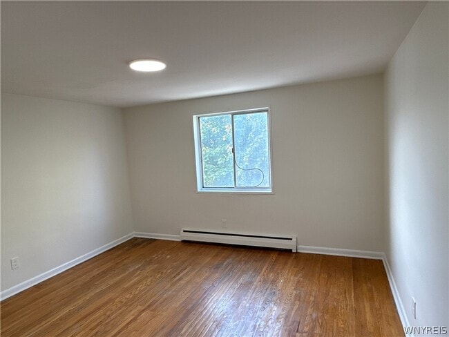 Photo - 130 Sanders Rd