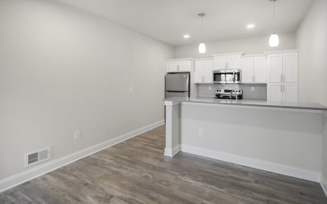 Photo - Ridgefield West