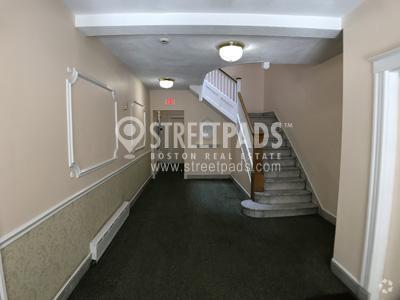 Building Photo - 1 bedroom in Boston MA 02135 Rental