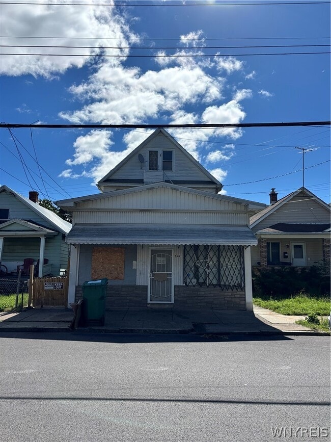 Building Photo - 547 19th St