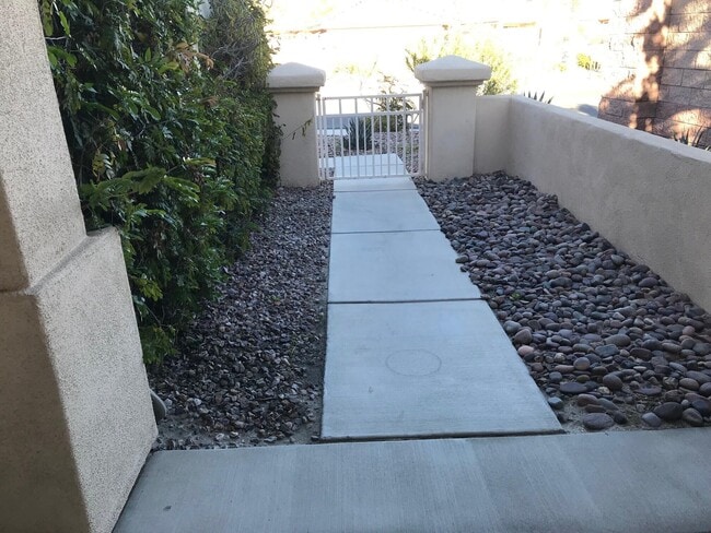 Photo - 78491 Glastonbury Way House