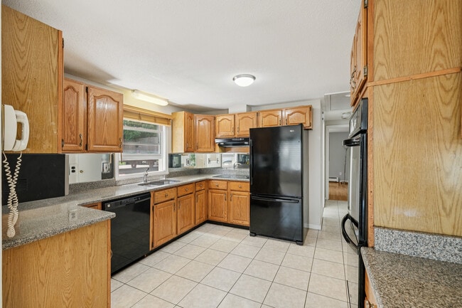 Photo - 35 Springvale Ave