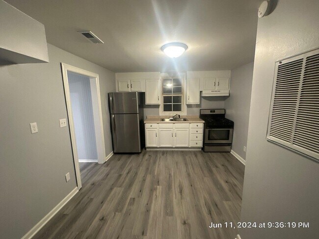 Photo - 618 Meadow Ave