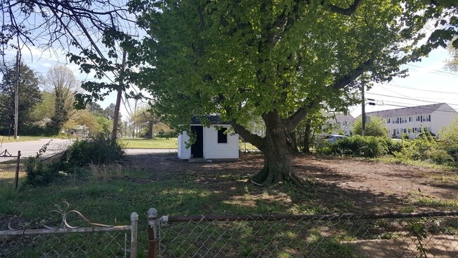 Photo - 3 Bedroom on Oxnard - ready for mid March move in