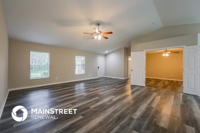 Photo - 3317 57th St W