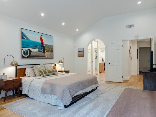 Photo - 5323 W Goldenwood Dr