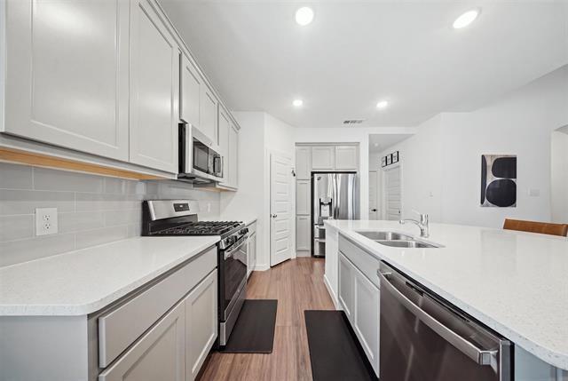 Photo - 2384 Neff Ln