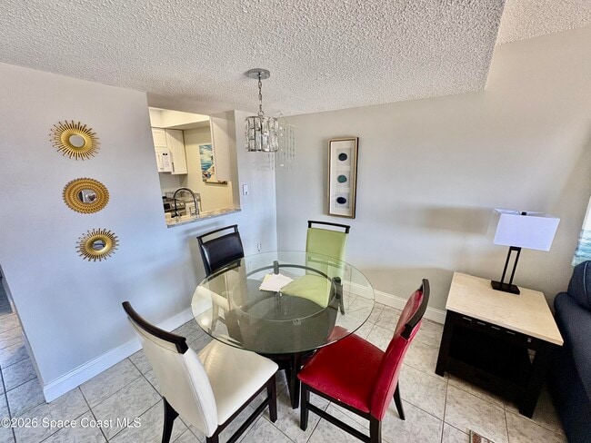 Photo - 7101 Ridgewood Ave Unit 203