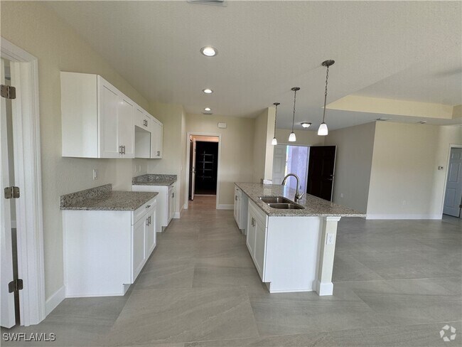 Building Photo - 3207 42nd St SW Rental