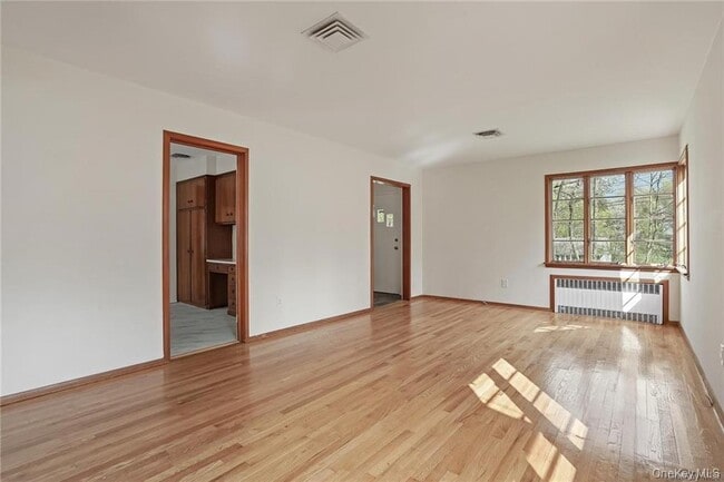 Photo - 17 Brookside Ave