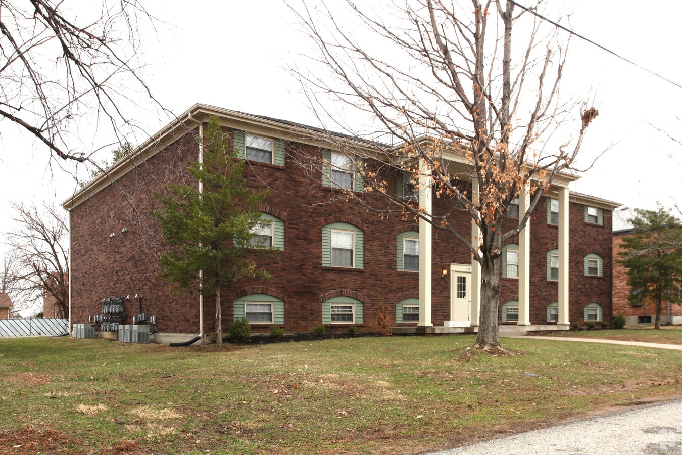 Photo - 3332 Breckenridge Ln Apartments