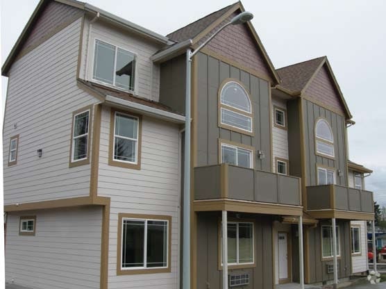 Photo - Elaine Station Apartments