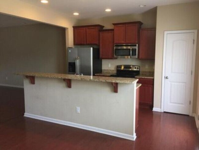 Photo - 304 Leighann Ridge Ln