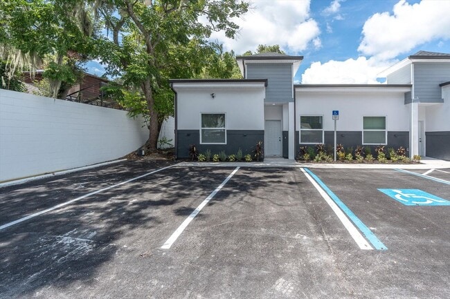 Building Photo - 705 S Orange Ave Unit 709