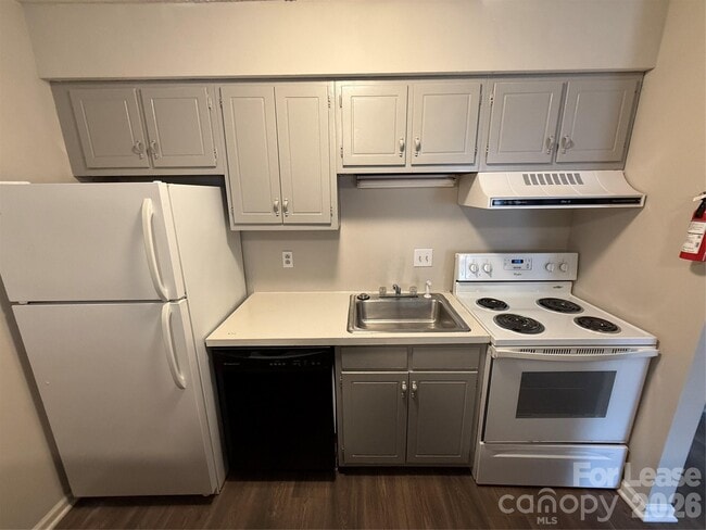 Photo - 381 20th Ave NE