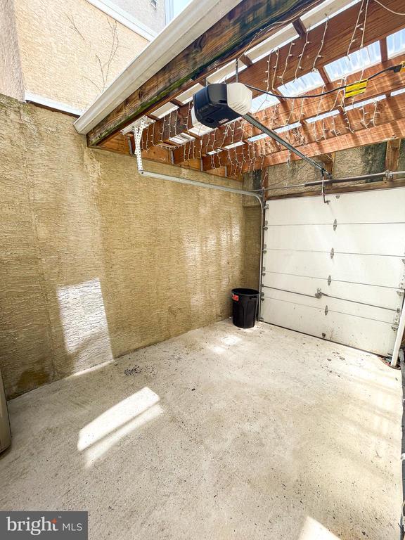 Photo - 516 Carpenter St