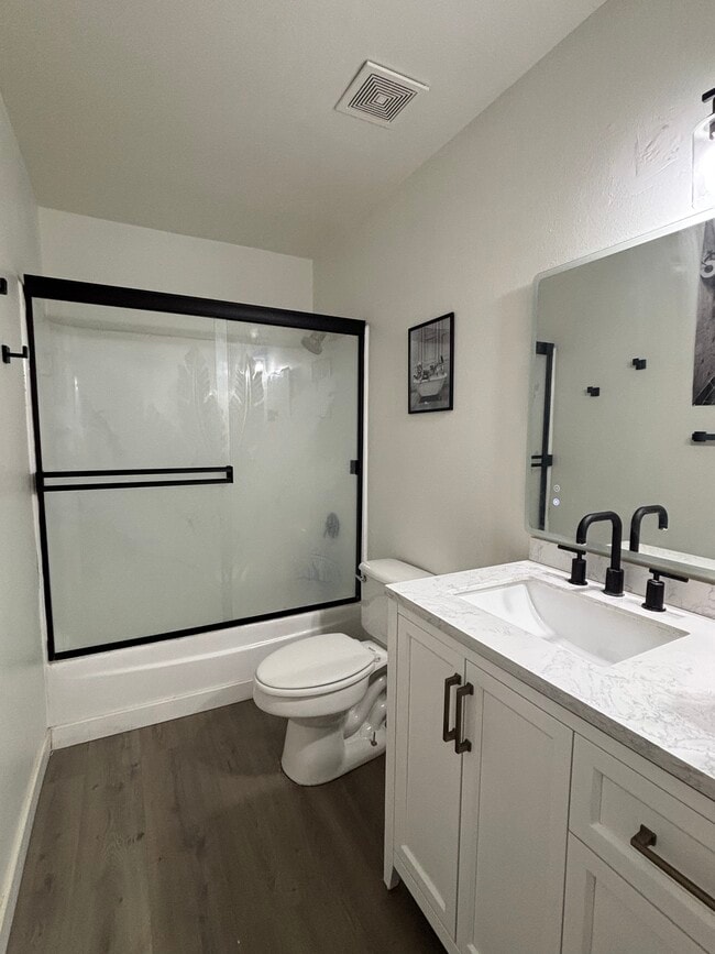 Photo - 1600 E Laguna Dr