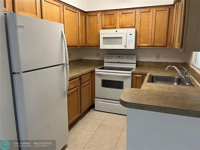 Photo - 7680 Westwood Dr Unit 803