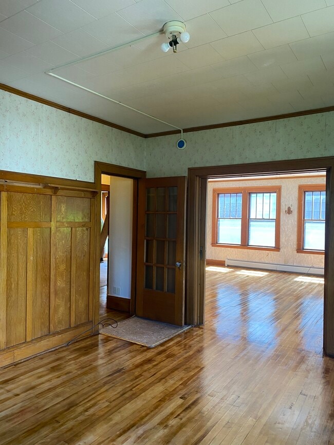 110 Willard St Unit 1 Front