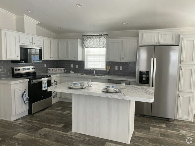 Building Photo - 321 Queen Mary Loop Rental